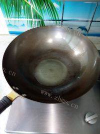 家常菜西芹炒肉丝做法图解5)