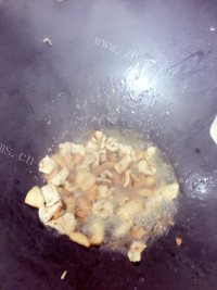 芳香四溢的长豆角炒肉做法图解4)