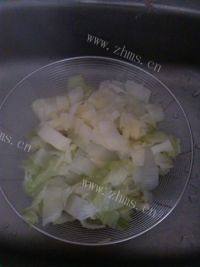家常菜杂蔬炒肉片做法图解4)