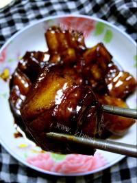 家常菜炖五花肉