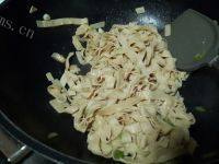 家常菜清炒豆腐皮做法图解8)