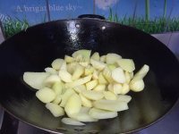 美味的土豆汤做法图解8)
