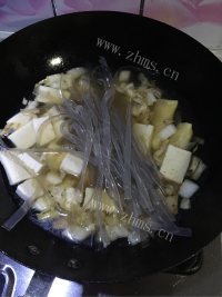 家常菜酸菜猪肉炖粉条
