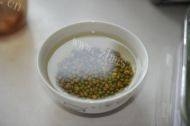 好喝的绿豆粥做法图解1)