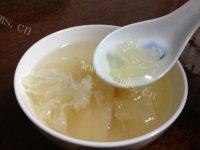 养生雪梨银耳汤做法图解6)