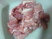 家常菜豆角炒瘦肉做法图解2)