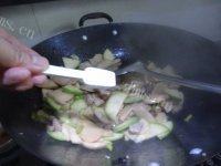 「美味可口」杏鲍菇炒肉做法图解11)