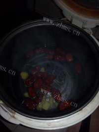 甜甜的红枣红糖生姜水做法图解5)