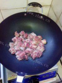 口感极佳的干豆角炖排骨做法图解2)