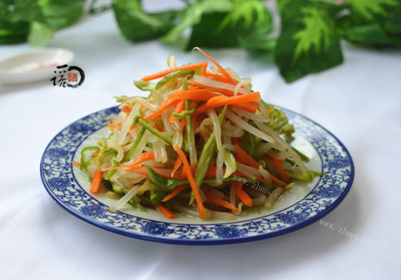 凉拌绿豆芽