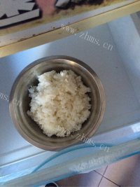 美味的腊肉蛋炒饭做法图解1)