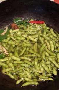 好吃不腻的五香毛豆做法图解4)