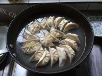 自己做的煎饺子做法图解2)