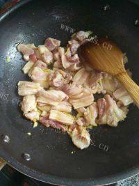 美味的四季豆五话肉做法图解7)