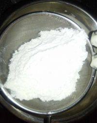 自制海棉蛋糕做法图解3)