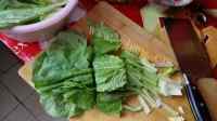 家常菜香菇炒小白菜做法图解2)
