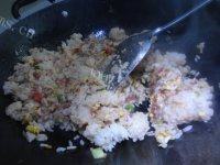 西红柿鸡蛋炒饭做法图解6)