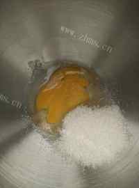 自制蜜豆面包卷做法图解3)