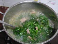 美味的枸杞猪肝瘦肉汤做法图解7)