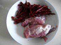 美味的香辣牙签肉做法图解1)