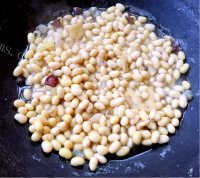 雪里蕻拌金豆做法图解3)