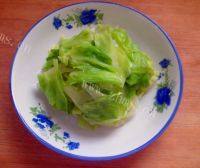 家常菜凉拌手撕包菜做法图解2)