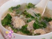 自制冬瓜粉丝丸子汤做法图解4)