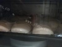 珍馐美味的毛毛虫面包做法图解9)