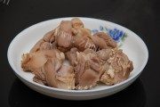 美味的淮山北芪党参煲羊肉做法图解1)