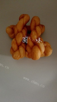 自制酥脆小麻花