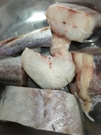 家常菜红烧明太鱼做法图解1)