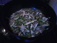 卖相不错的香芹炒豆干