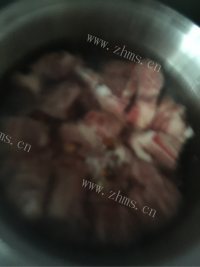 特下饭的排骨炖藕做法图解1)
