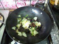 营养黑木耳炒大白菜梗
