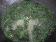 口感丰厚的凉拌荠菜做法图解5)