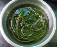 健康美食之凉拌海带丝做法图解1)
