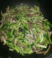 家庭版芹菜炒香干