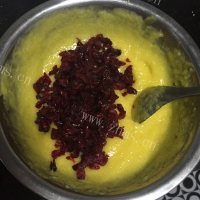 诱人的蔓越莓饼干做法图解4)