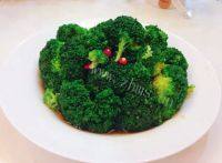 家常菜白灼西兰花