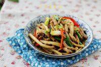 家常菜茶树菇炒肉
