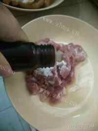 家常菜香菇炒猪肉做法图解3)