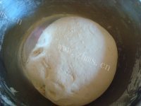 奶香的牛奶全麦发面小饼做法图解1)