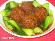 美味可口的红烧狮子头