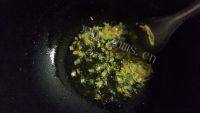 诱人的西红柿烧豆腐做法图解7)