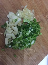 美味的杏鲍菇辣炒肉片做法图解5)