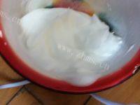诱人的棉花蛋糕做法图解8)