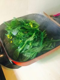 独特的白灼菜心做法图解3)