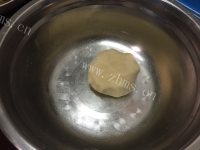 自制枣泥菊花酥做法图解4)