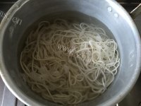 美味的芝麻酱拌面做法图解3)