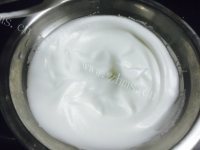 自制香蕉戚风做法图解10)